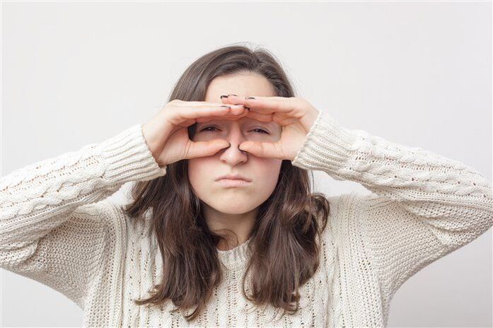 Les exercices oculaires aident à une légère détérioration de la vision. 